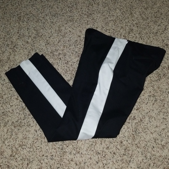 NWT White house black Market Perfect form pants - Picture 4 of 5